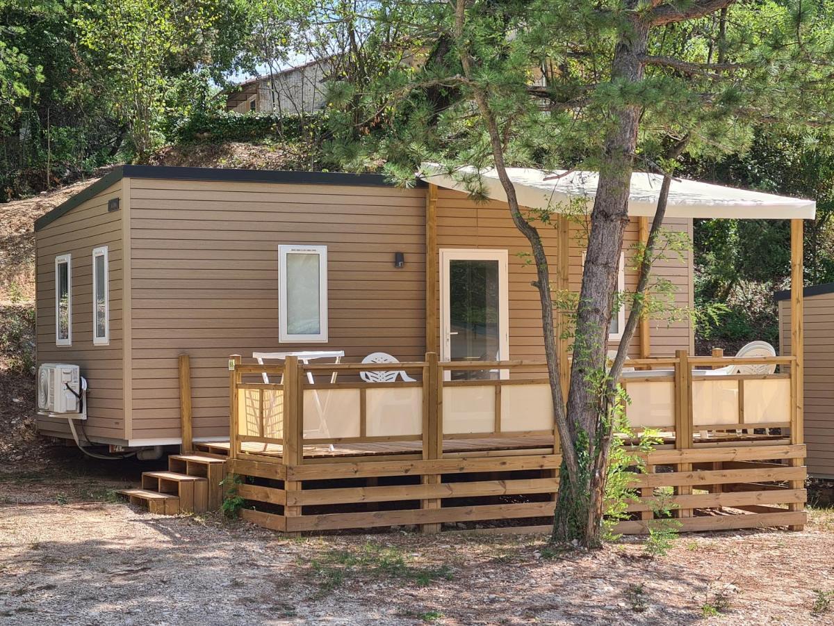 Camping Le Saint Clair Moustiers-Sainte-Marie Exterior photo