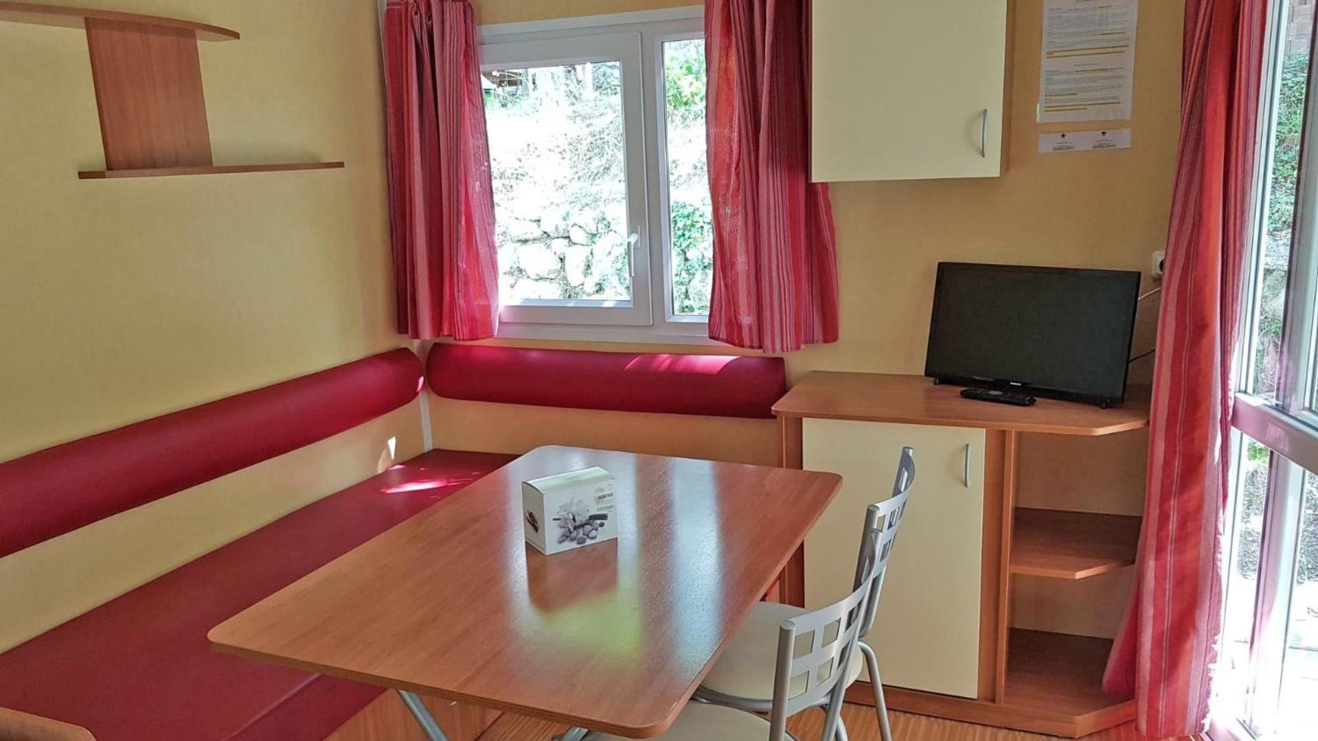 Camping Le Saint Clair Moustiers-Sainte-Marie Room photo