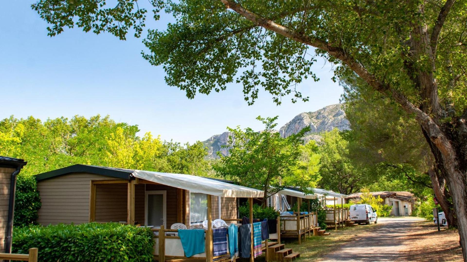 Camping Le Saint Clair Moustiers-Sainte-Marie Exterior photo